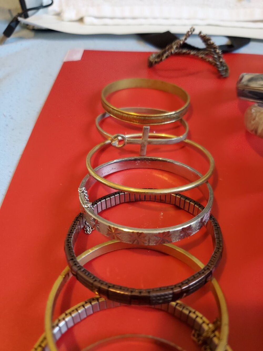 42 Bracelets, items # B -2239-2280,. wt. did not measured . ! - Picture 14 of 15